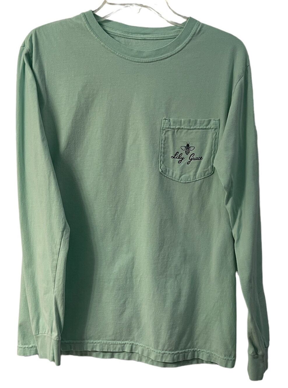 Lily Grace Green T-shirt Woman Size Small Bee Calm Bee Grateful-Long Sleeves